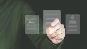 Keep or Shred? How to Handle Sensitive Documents